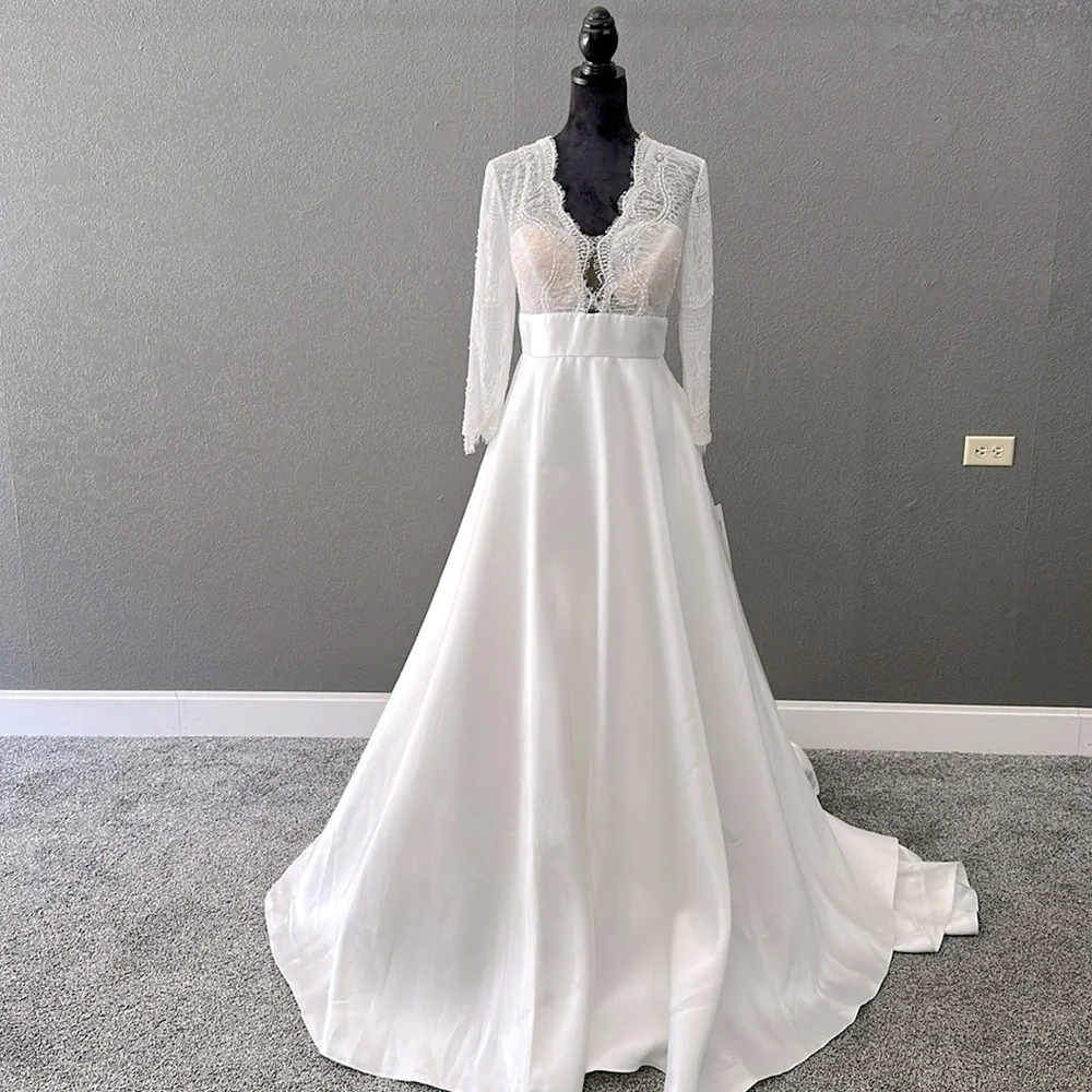 Nicole Jolies Kyra Wedding Dress - Picture 2 of 11